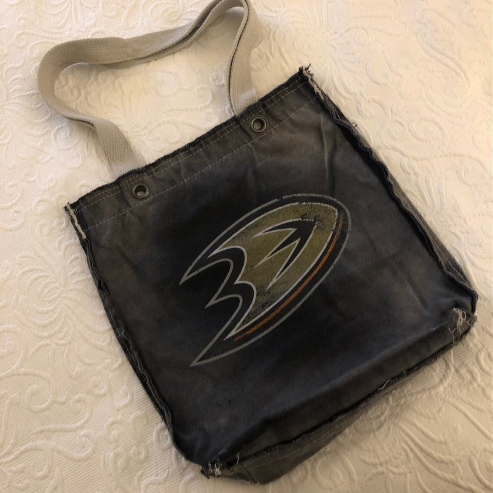 Anaheim Ducks Gray Distressed Logo Tote Bag Gray Gold Black